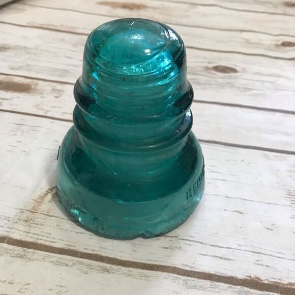 Vintage Hemingway Aqua Blue Glass Insulator no  40 - Picture 1 of 10